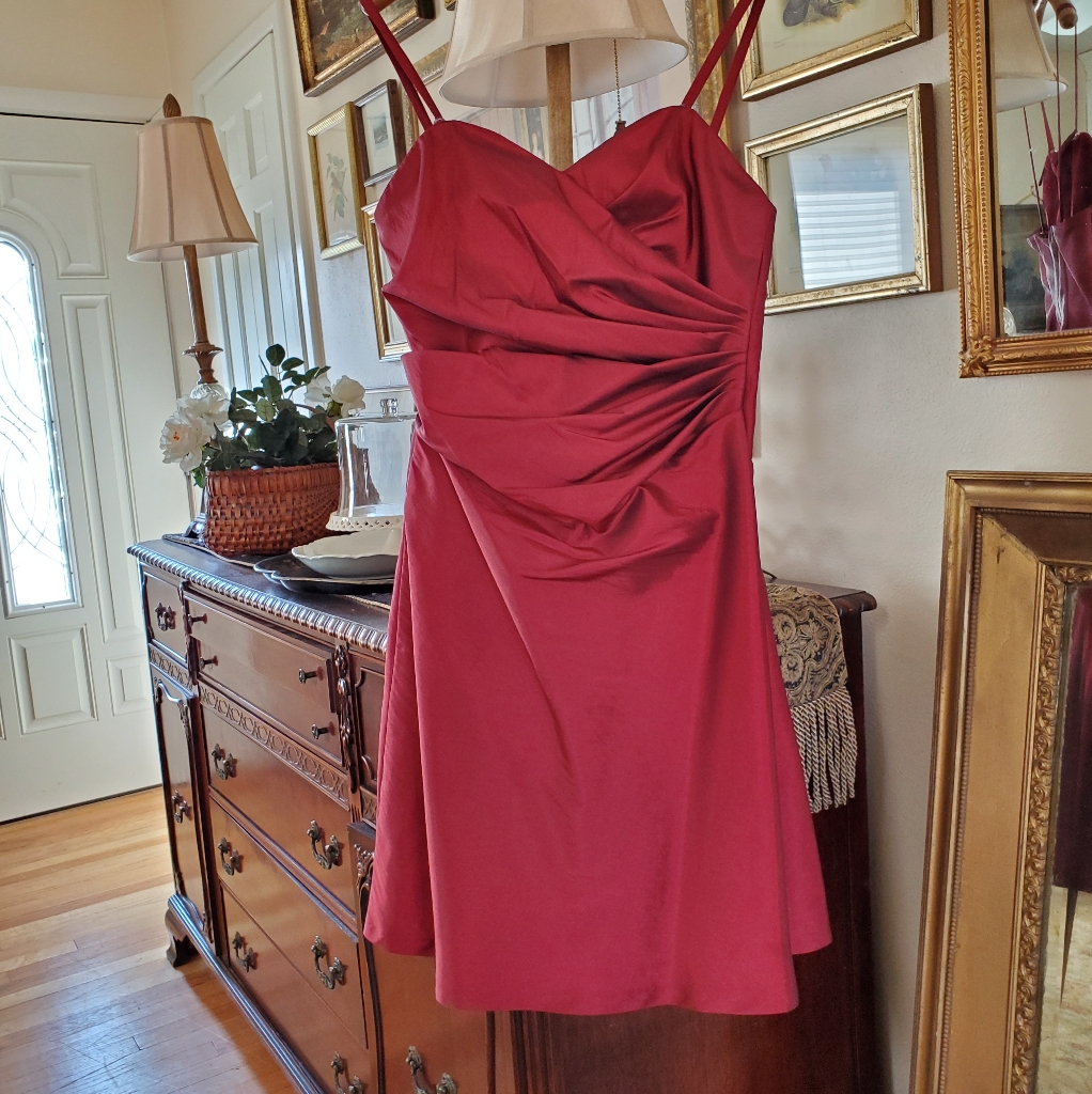 - Bridal, Prom,Women's Impression, Size 10 D